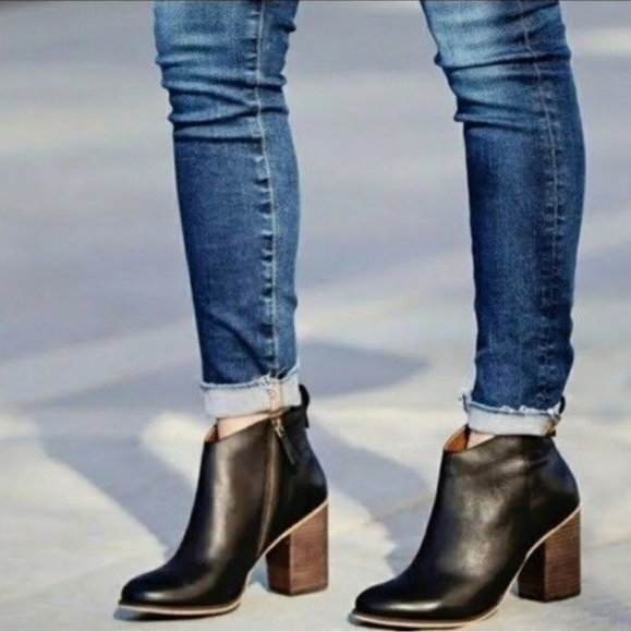 NEW BP Black Leather Block Heel Ankle Boots Round Toe - Picture 2 of 8